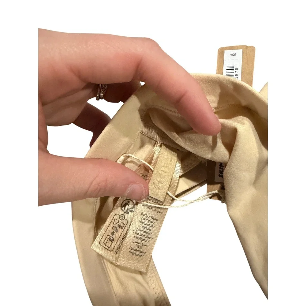 Skims‎ Fits Everybody Scoop Bralette Sand Tan XS BR-SCN-2025 New With Tags - Picture 3 of 5